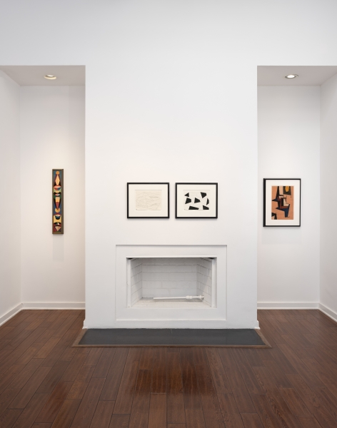 Exhibition View 'Karl Benjamin: A Centennial Exhibition'
