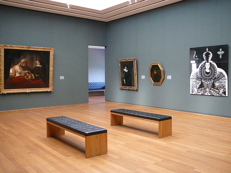 Installation view, 'Splendour of Myself V (Mother, Daugther, Partner)'