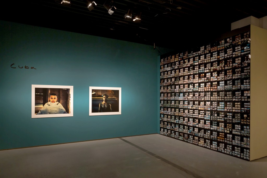 Installation view, 'En verden jeg kan tro på'
